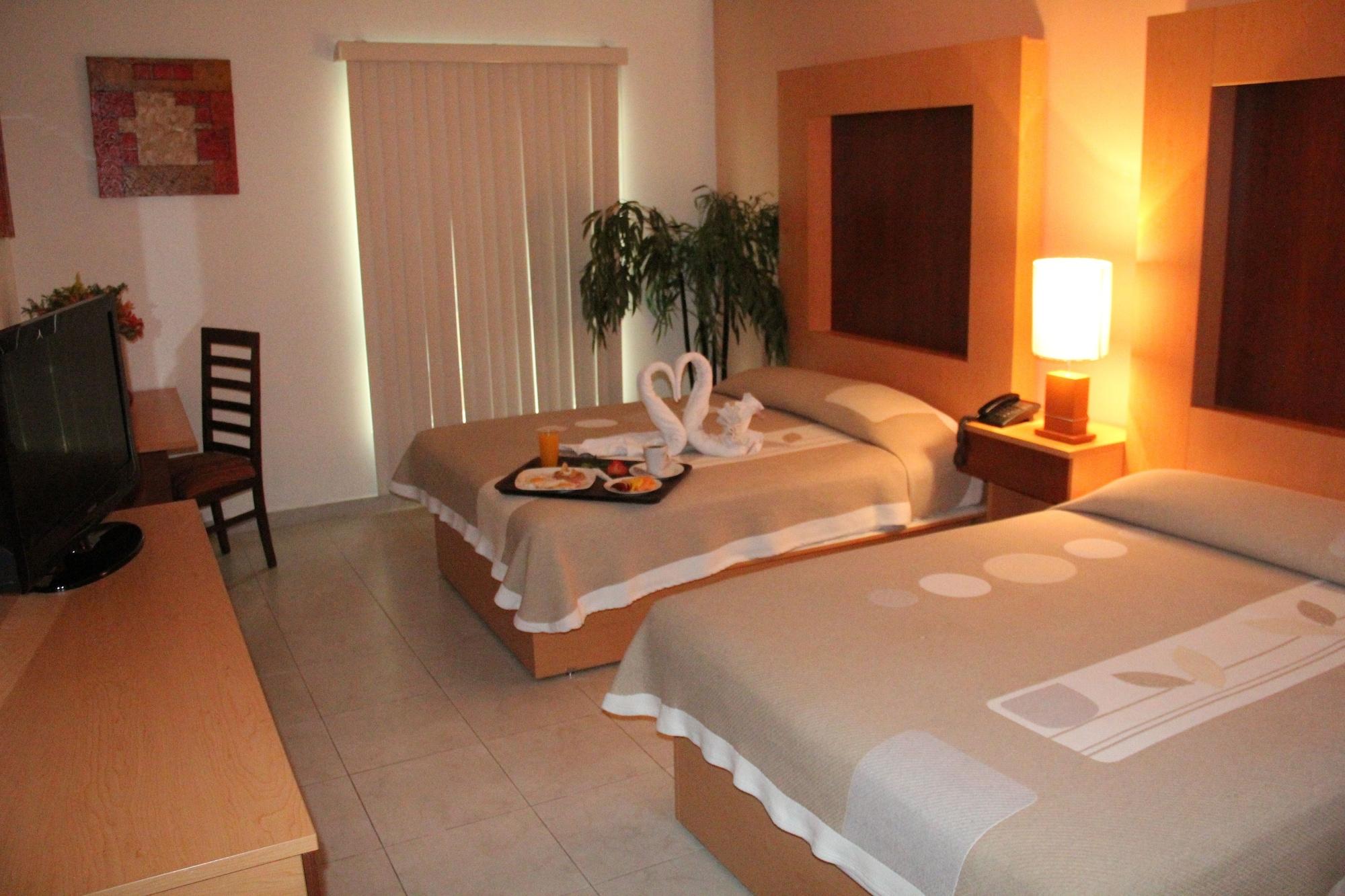 Hotel Real Zapopan Zewnętrze zdjęcie