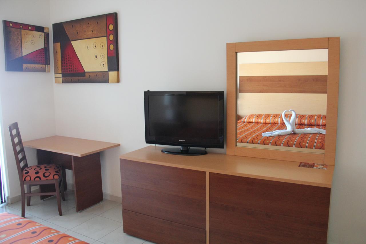 Hotel Real Zapopan Zewnętrze zdjęcie