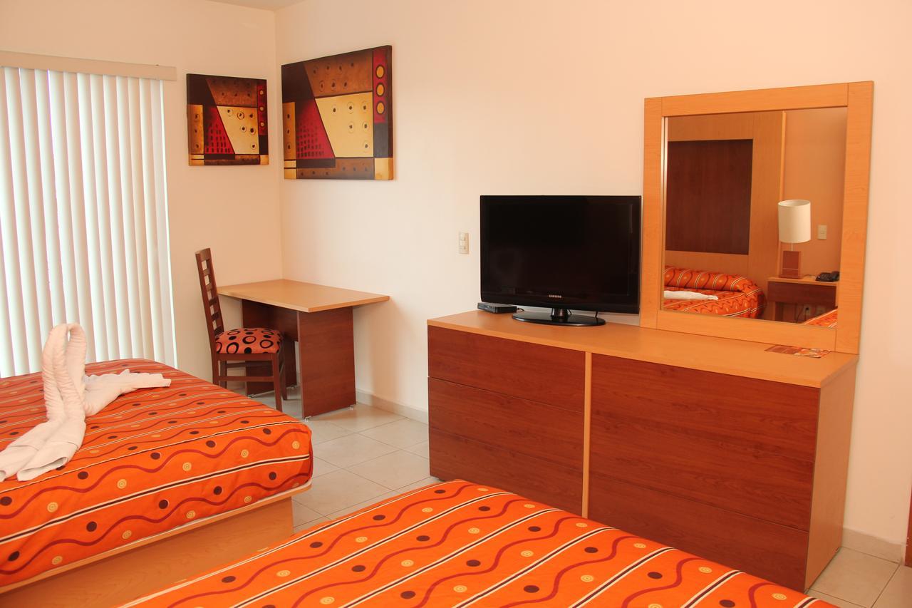 Hotel Real Zapopan Zewnętrze zdjęcie