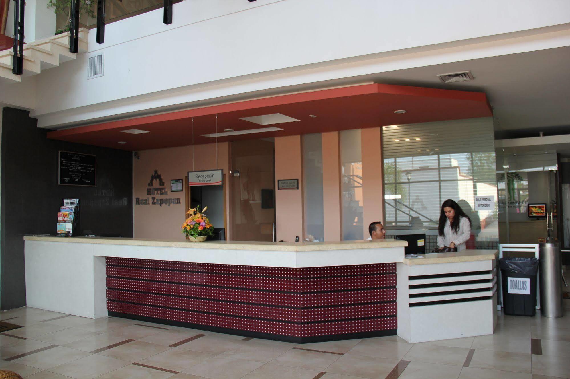 Hotel Real Zapopan Zewnętrze zdjęcie